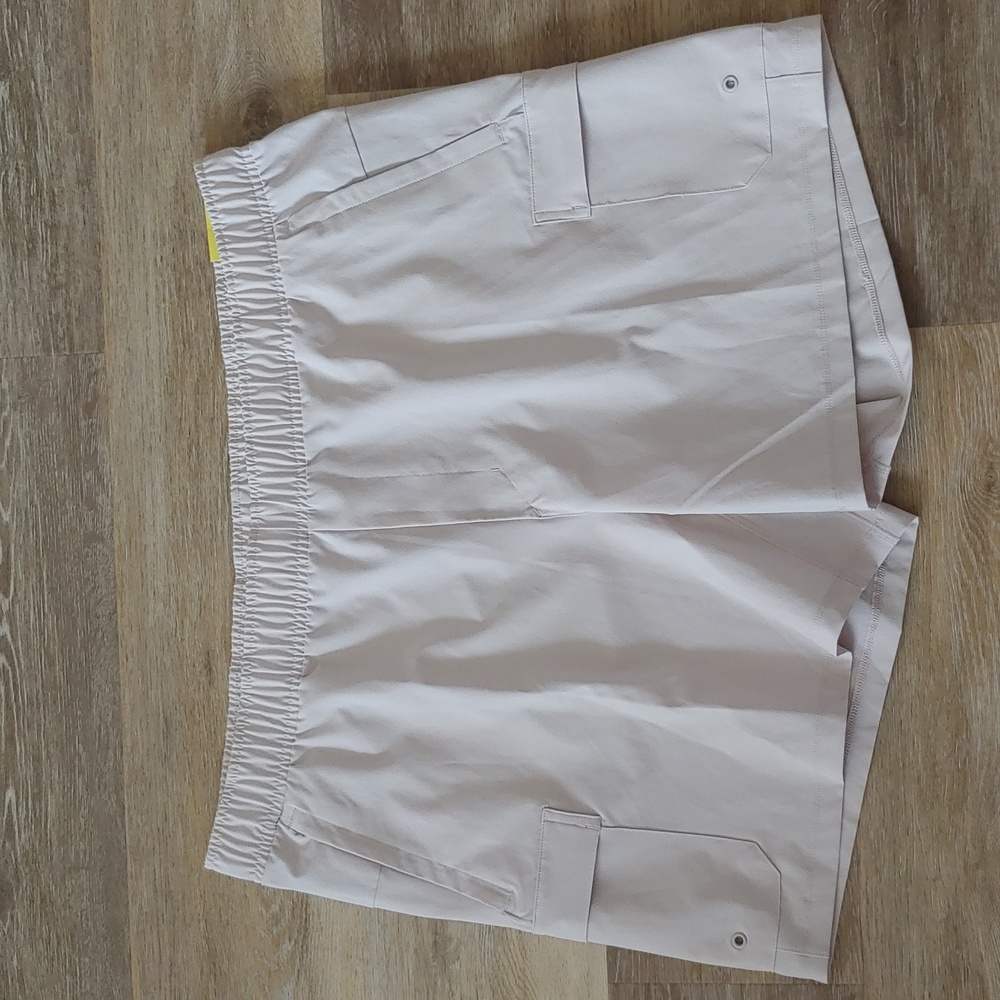 NWT All in Motion Men's Athletic Cargo Shorts Cream/Beige Size XXL